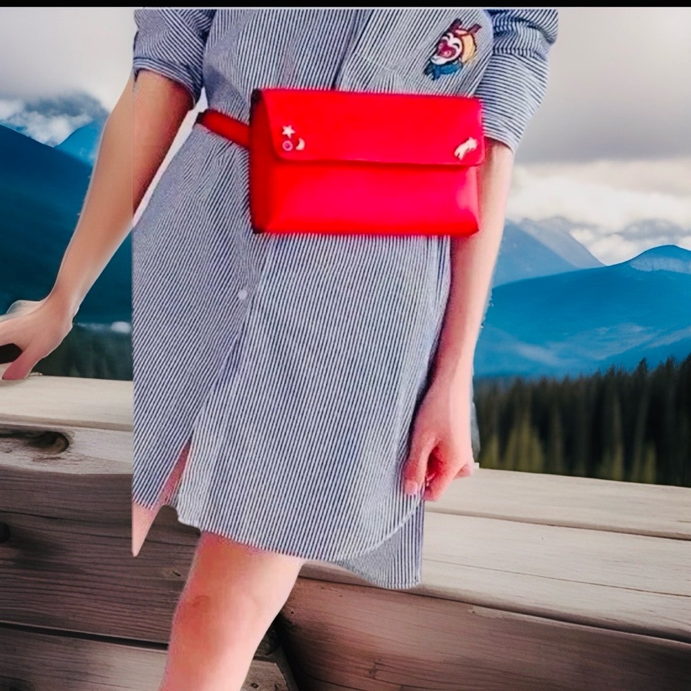 New Estée Lauder Belt Bag for Women +card case  set ,Price is Firm